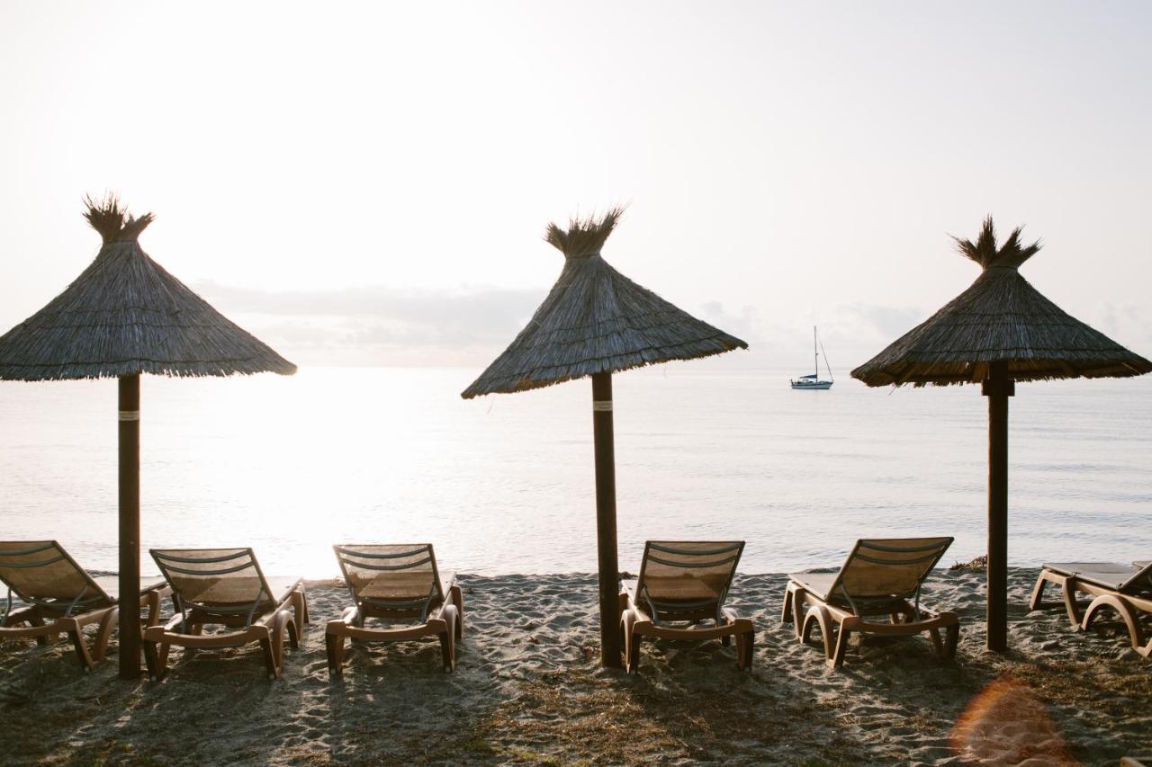 Domaine Naturiste De Riva Bella Linguizzetta Екстер'єр фото